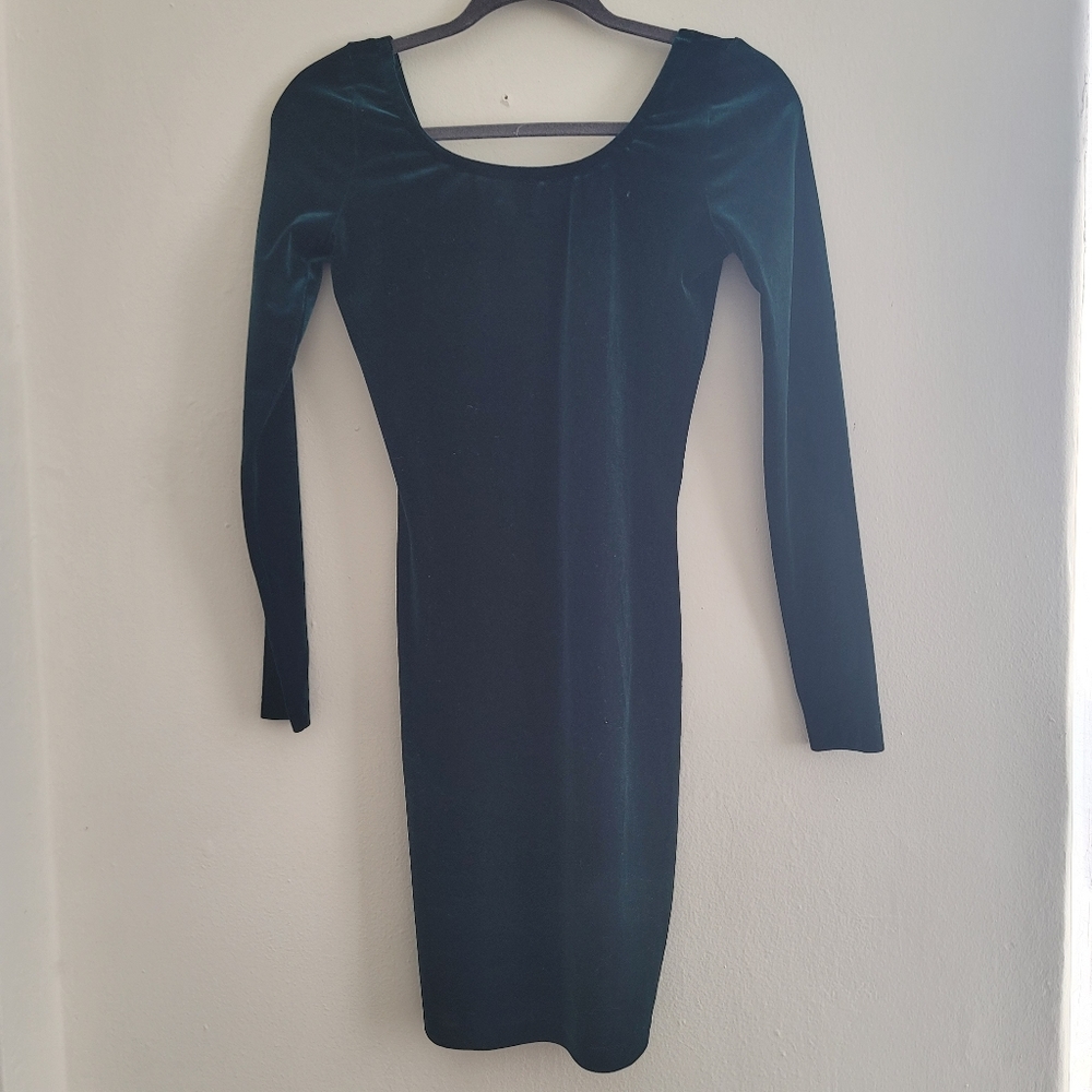 Emerald Green Velvet Body Con Dress